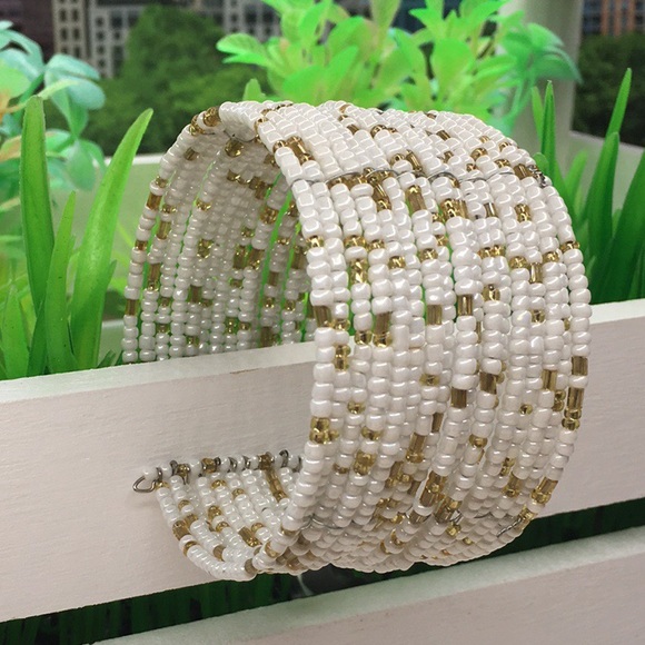 Memory Wire Beaded Bracelet - Picture 7 of 7